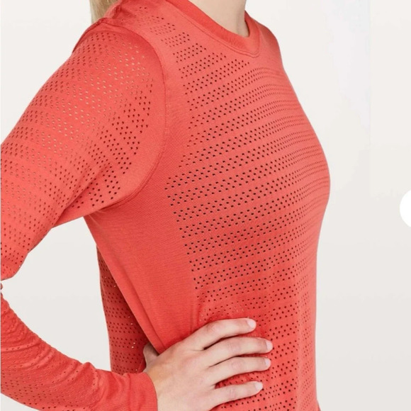 Lululemon 6 Breeze By Long Sleeve *Squad
Aries orange/red perforated long sleeve - Picture 9 of 10